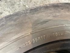 R17 225/55
