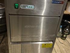 Льдогениратор в хорошем состоянии 