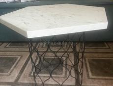 Столик журнальный