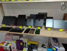 Планшеты: iPad mini, Lenovo, Android