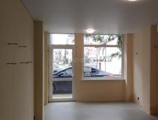 Сдаю капитальное помещение в аренду под магазин , кафе , столовая, под стаматологию60 кв , метров ,