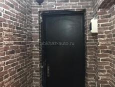 Трехкомнатная квартира! в городе, напротив библиотеки