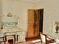 4 - К. КВАРТИРА С ДВОРИКОМ Г. ГАГРА, ЦЕНТР 