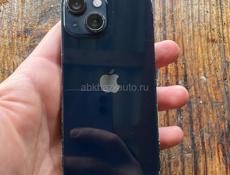 13 мини в хорошем состоянии, работает идеально, фоткает идеально, один минус  царапины по корпусу