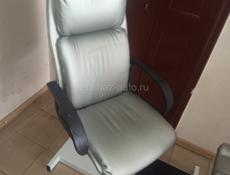 Продаю педикюрное кресло Срочно