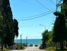 Прекрасный участок у моря