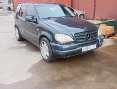 Mercedes-Benz ML