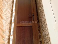 Пластиковая дверь