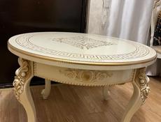 Продается стол б/у