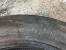 R17 225/50