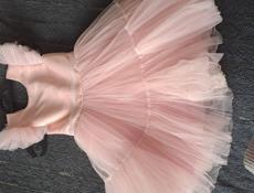 Платье на девочку