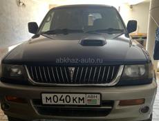 Mitsubishi Pajero Sport