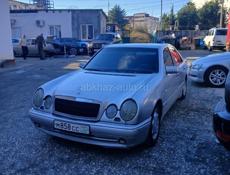 Mercedes-Benz E-Класс