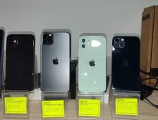 Большой выбор смартфонов: iPhone, Samsung, Xiaomi.