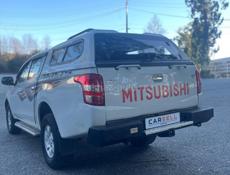 Mitsubishi L 200