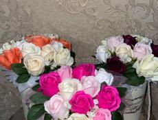 Шоколадные и мыльные букеты и наборы к 8 Марта