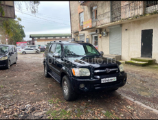 Toyota Sequoia