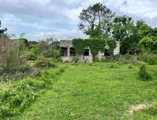 Земля рядом с Горячим источником 