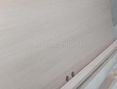 Двери новые с замками, петлями и наличниками