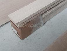 Двери новые с замками, петлями и наличниками