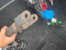 Стойка передняя 