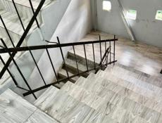 3 - К. КВАРТИРА С СОВРЕМЕННЫМ РЕМОНТОМ В СУХУМЕ