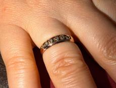 Бриллиантовое кольцо 