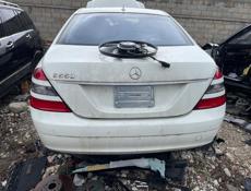 Мерседес 221 