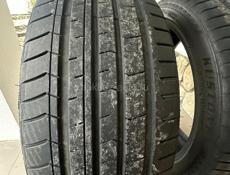 Шины 235/40 R19 2 шт