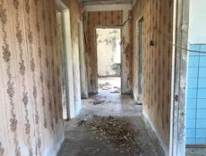 Продаю дом в село первый Гал в поселке в центре рядом со школой магазин вся онфоро структура 