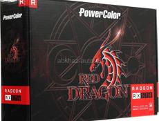 Игровой системный блок с игровым набором 