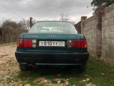 Audi 80