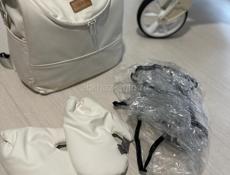 Коляска все сезонная в отличном состоянии 