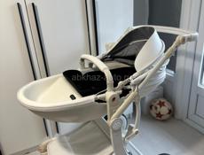 Коляска все сезонная в отличном состоянии 