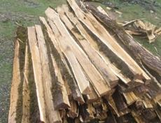 Колушки не точёные  150руб ,точёные 200