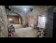 Продам помещение в центре города Сухум проспект мира 