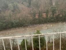 срочно 4х комнатная кв в городе  Ткуарчал