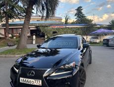 Lexus IS
