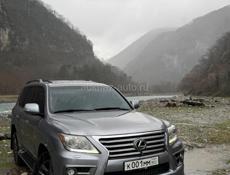 Lexus LX