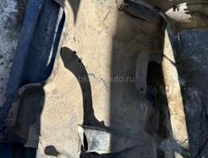 Бампер cls 219 с защитой