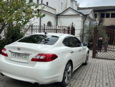 Nissan fuga