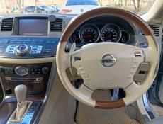 Nissan fuga