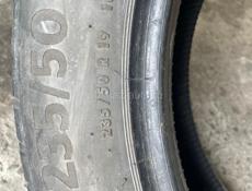R19 235/50