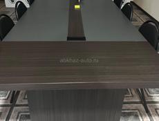 Конференц стол новый