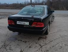 Mercedes-Benz E-Класс