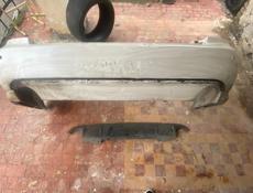 Бампер задний стоп и балка на Краун атлет все за 10т