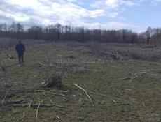 Участо 10 соток в районе аэропорта 