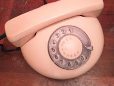 Как на фото.оба за символическую сумму 