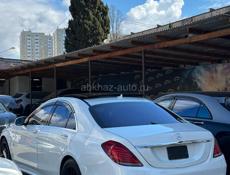 Mercedes-Benz S-Класс