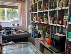 Магазин + два люкс номера 